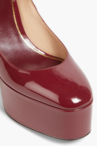 VALENTINO GARAVANI TAN-GO PATENT-LEATHER PLATFORM PUMPS - Size 37