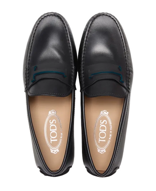 Tods Mens Leather Gommino Loafers in Black