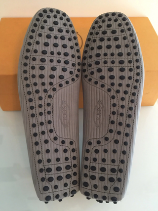 Tods Tod's Ribbed Leather Tie Loafers