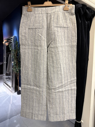 Brunello Cucinelli Linen Striped Pleated Cropped Trousers