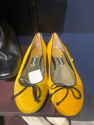 Tom Ford Calf Hair Bow-Detail Ballet Flats Yellow