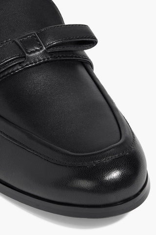 STUART WEITZMAN EMMA BOW-DETAILED LEATHER LOAFERS - Size 8