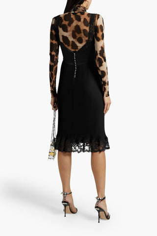 RABANNE LACE-TRIMMED SATIN-PANELED PLEATED CREPE SLIP DRESS - Size 40