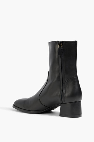 STUART WEITZMAN NOLA LEATHER ANKLE BOOTS - Size 7