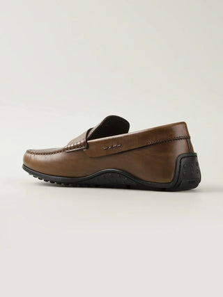 Tods Leather Gommino Driving Shoes in Nude