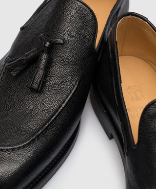 Brunello Cucinelli Grain Leather Tassel Loafers in Black