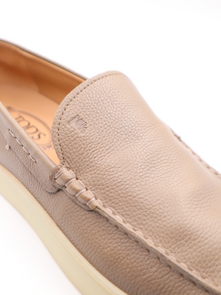 Tods Beige Grained Leather Moccasin Slip-On Shoes