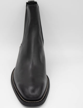Tods Leather Heeled Chelsea Boots in Black