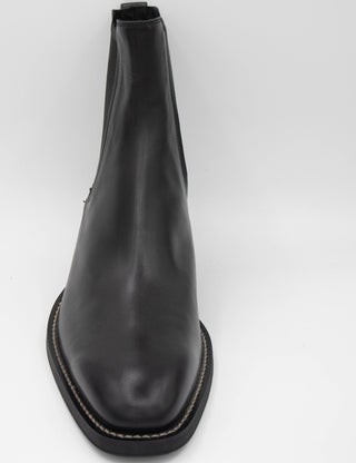 Tods Leather Heeled Chelsea Boots in Black