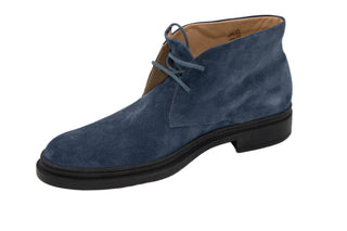 Tods Suede Chukka Boots with Rubber Sole in Navy
