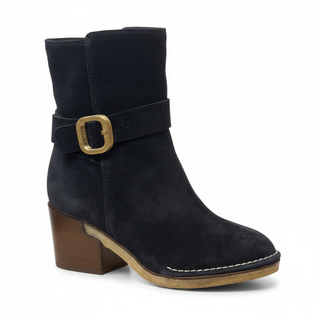 Tods Smooth Leather Ankle Boots in Black